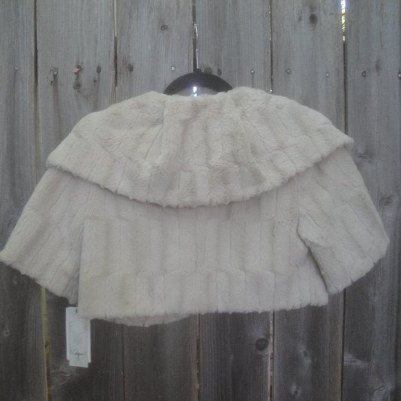 Bloomingdale's Acqua Outerwear Cropped Jacket Ecru Beige XS NEW with tags - Picture 6 of 7